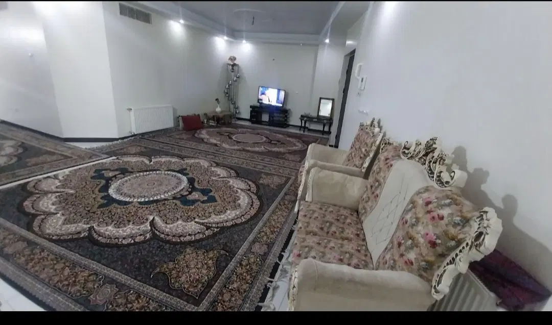 آپارتمان تک واحدی ۱۰۵ متری خوش نقشه