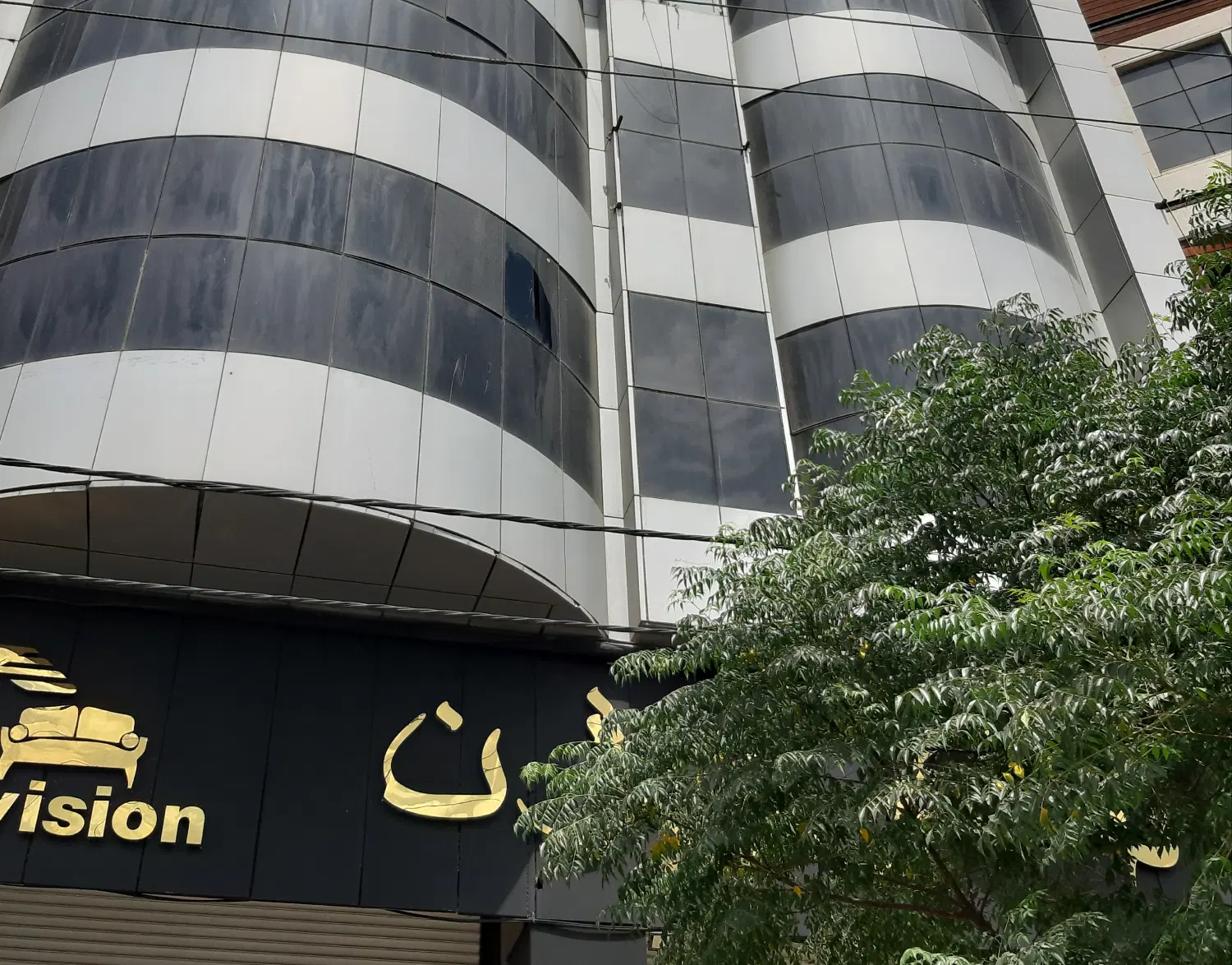 واحد با موقعیت اداری ۷۰ متر