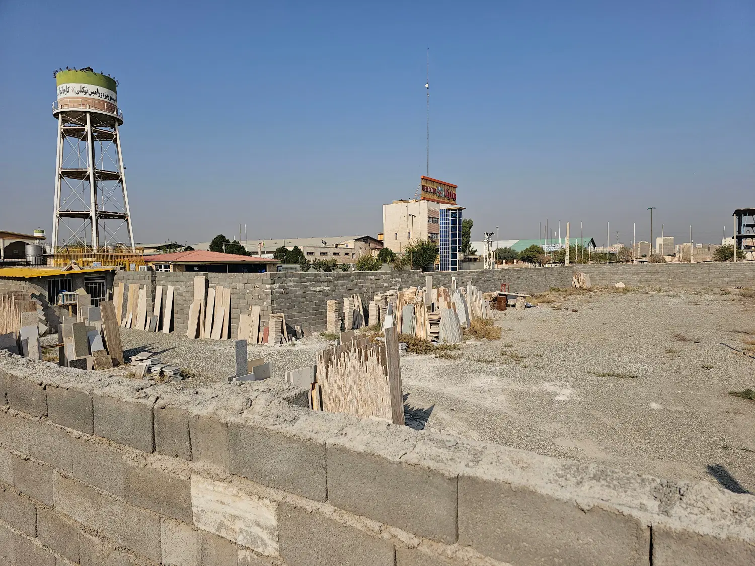 زمین 250 متری بلوار  وارنا