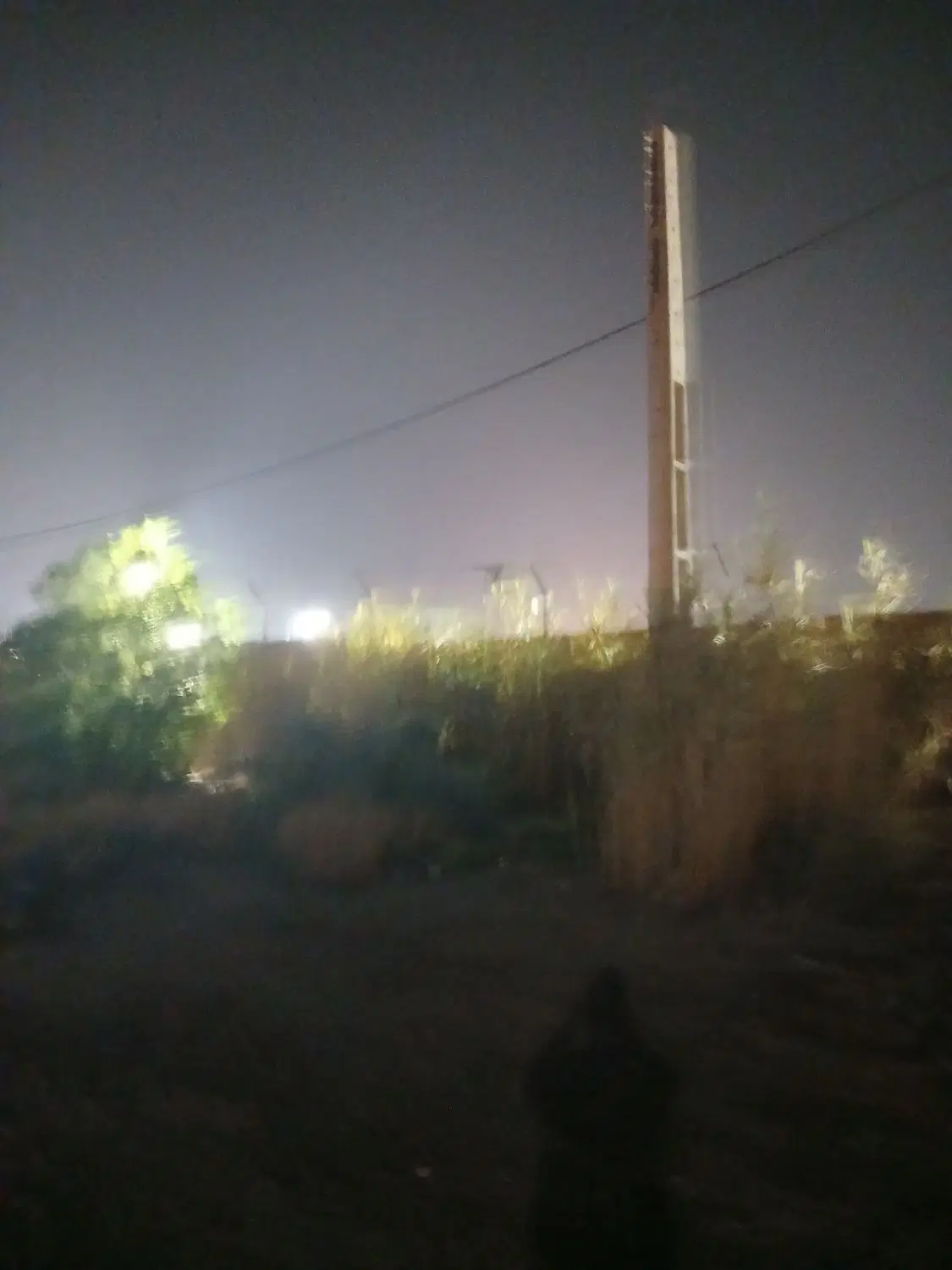 انبار ۳۰۰۰ متری برومی فروشی