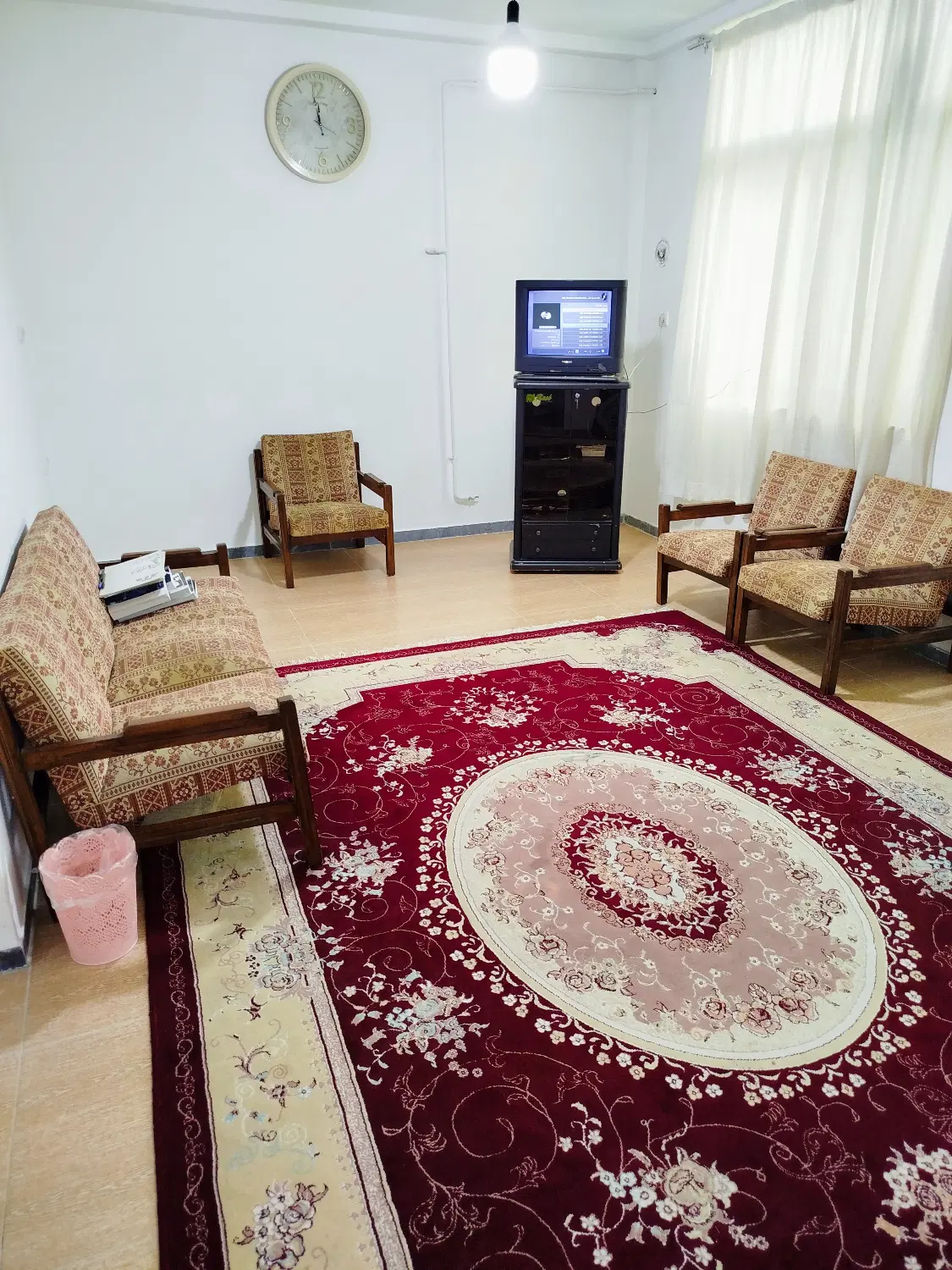 «واحد۸۲متری دارای حیاط اختصاصی و ورودی مستقل»
