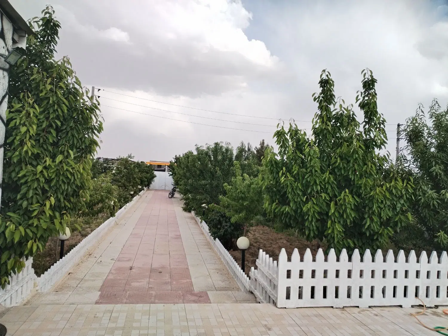 باغ هزارمتری مشهد