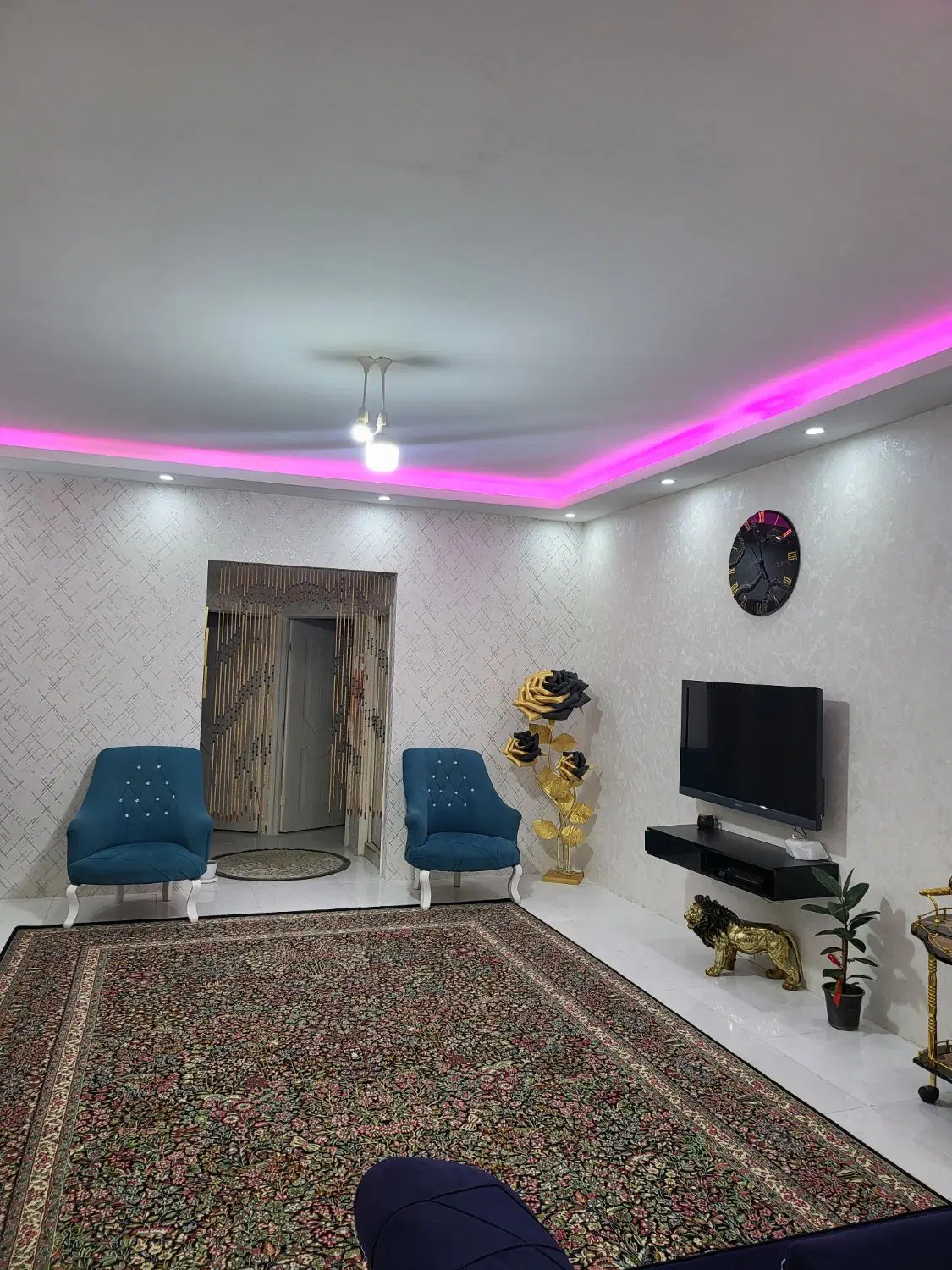 75متر یک واحد بسیار شبک