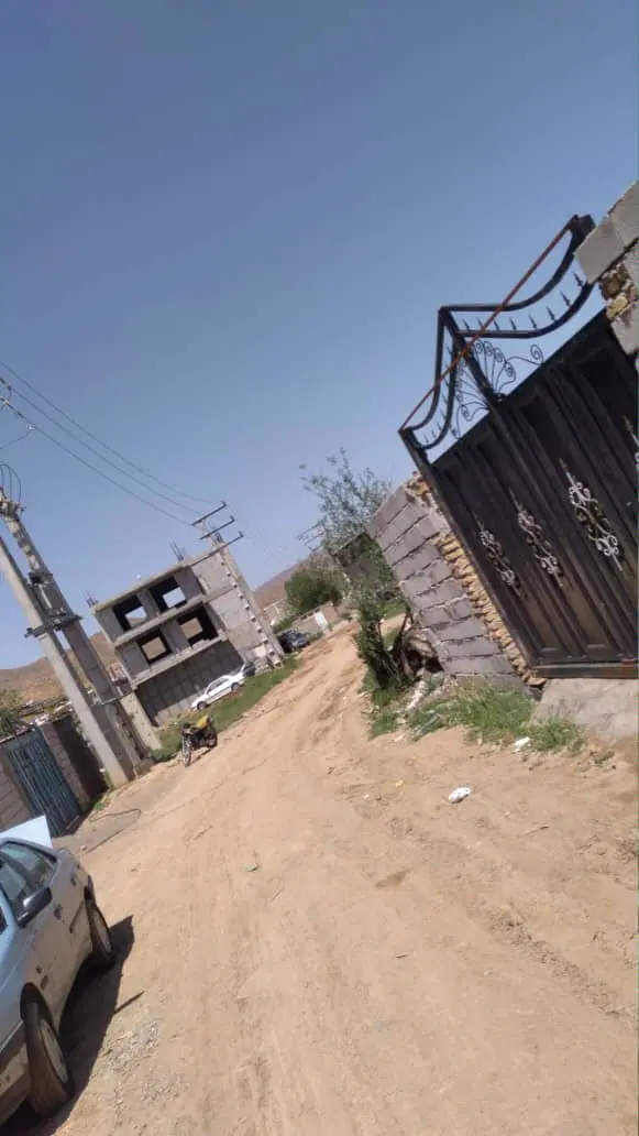 زمین در آرپادرسی