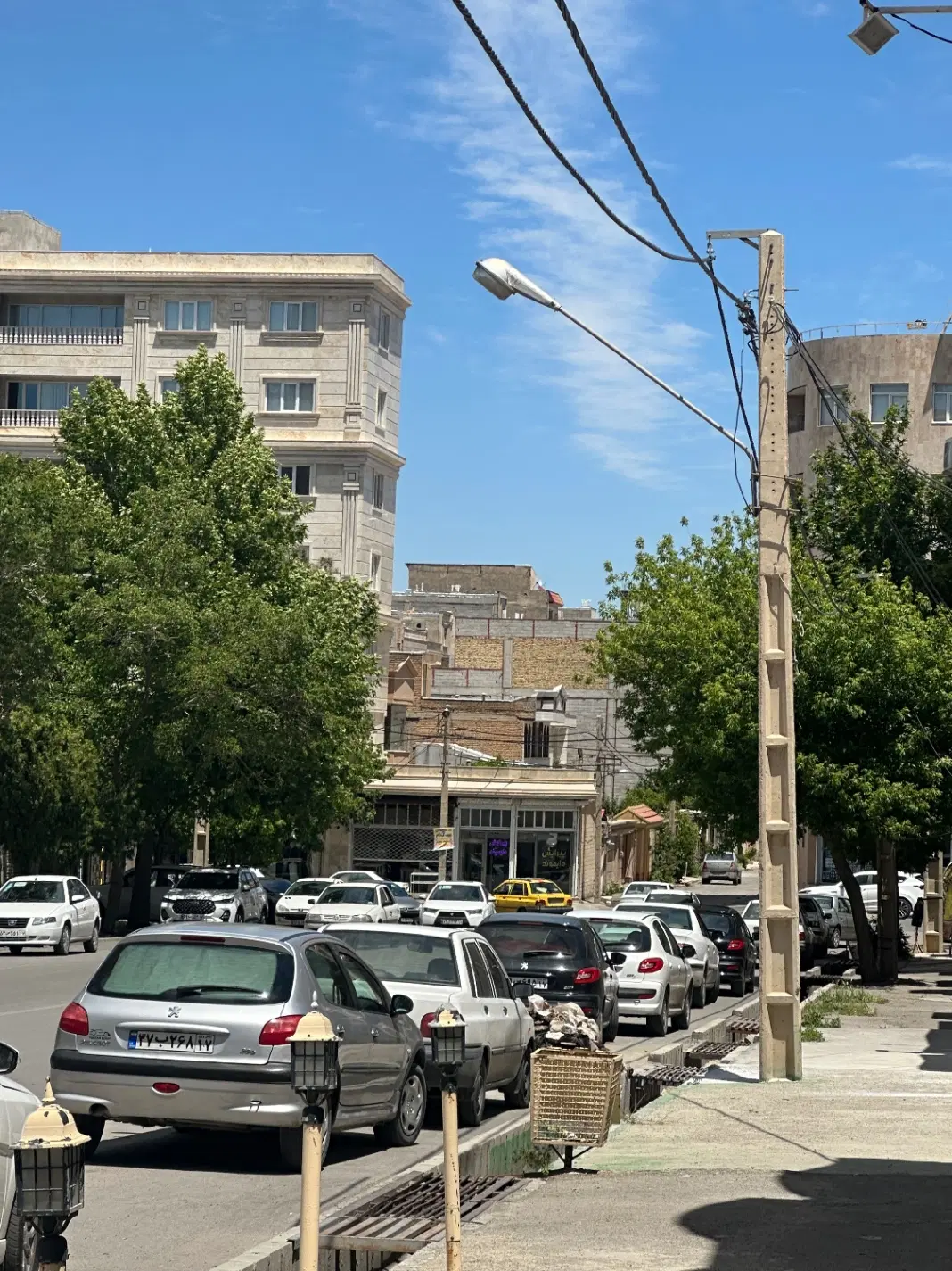 پیشفروش آپارتمان خ سعدی یک ۱۲۰_۱۴۰