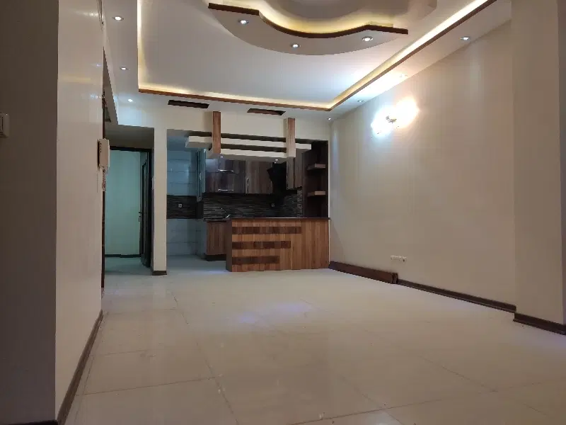 اجاره آپارتمان ۹۵ متری خ ادیب
