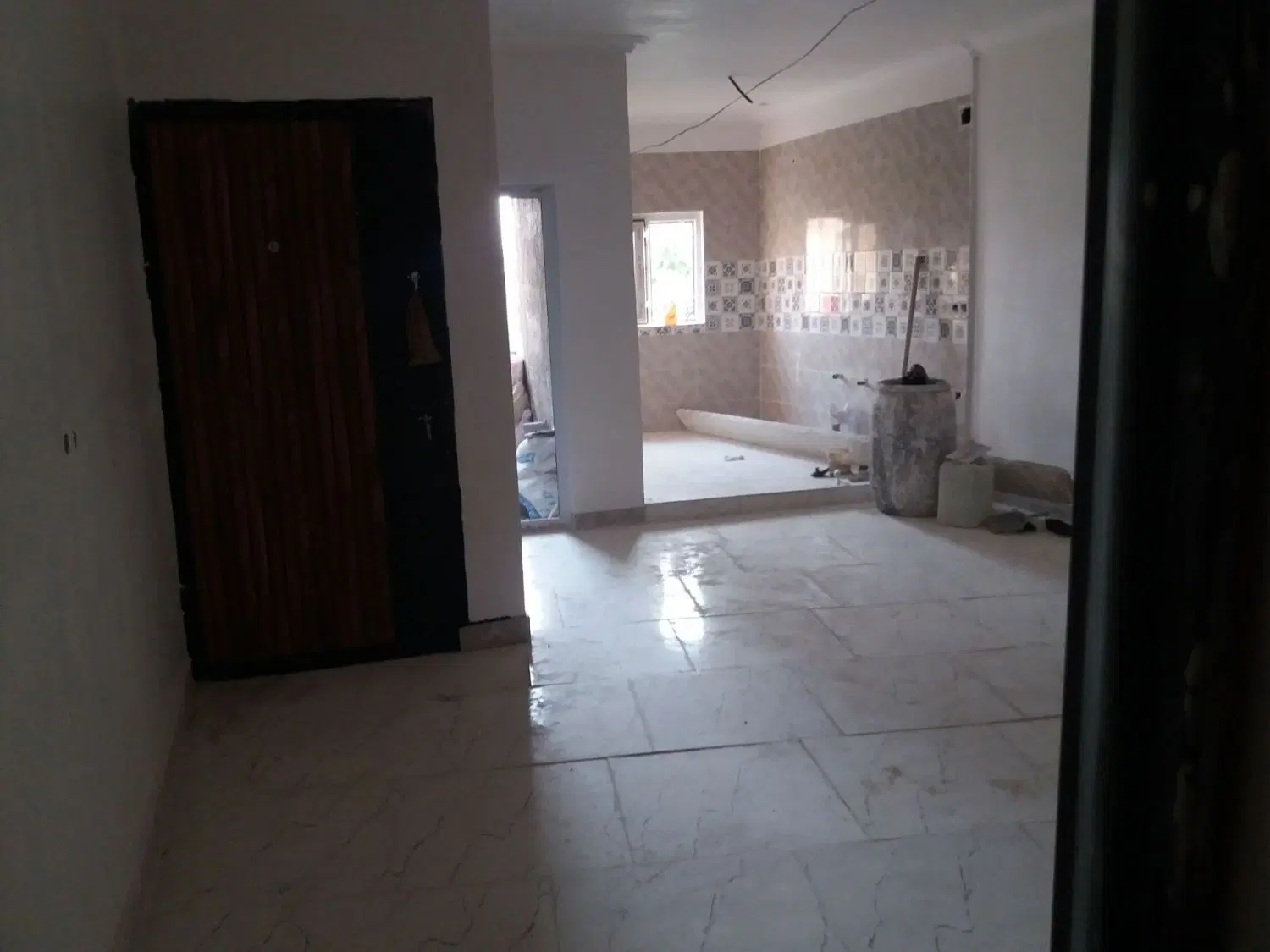 فروش واحد مسکونی ۶۰متری طبقه همکف