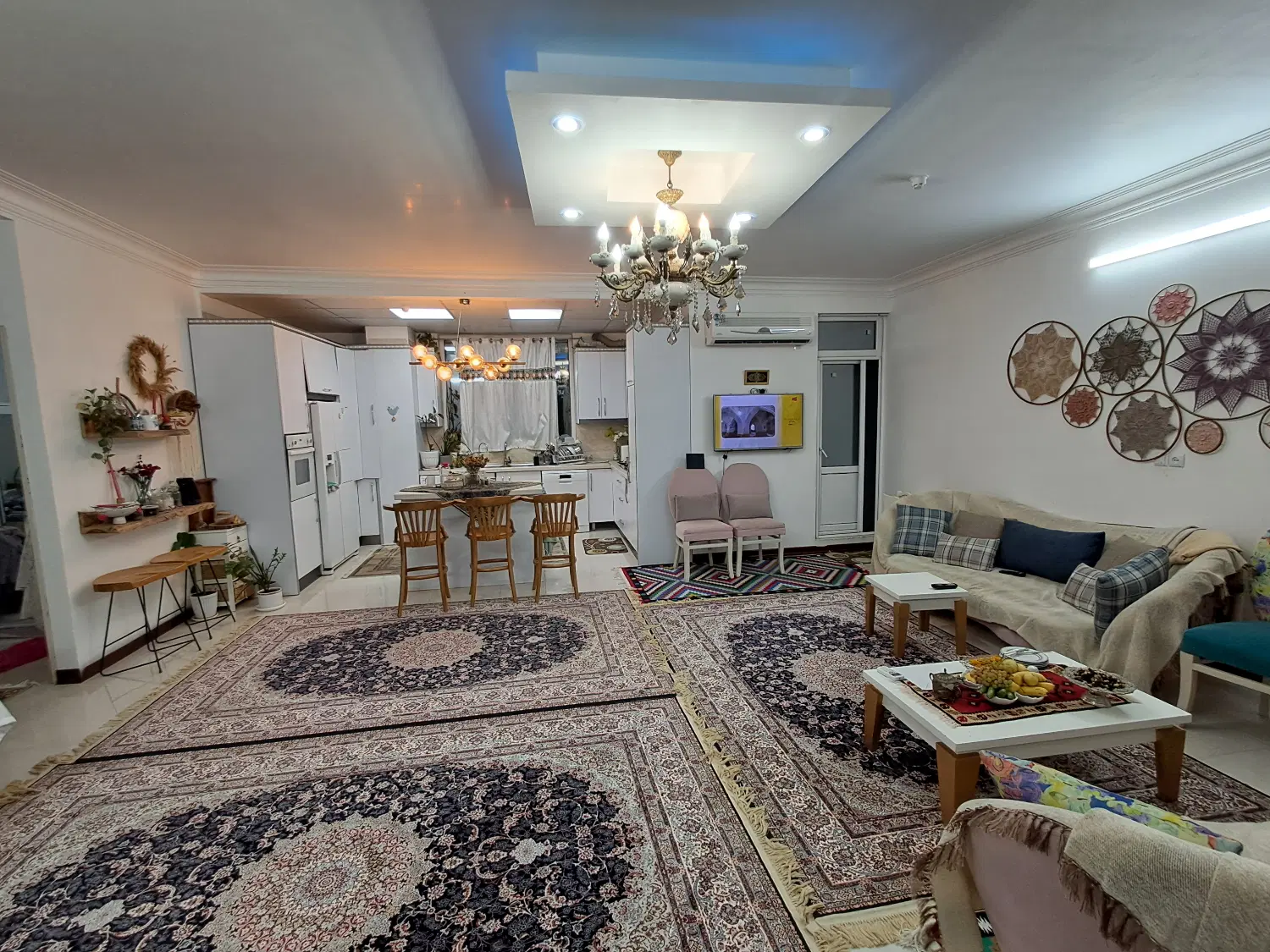 آپارتمان فردوسی ۱۲