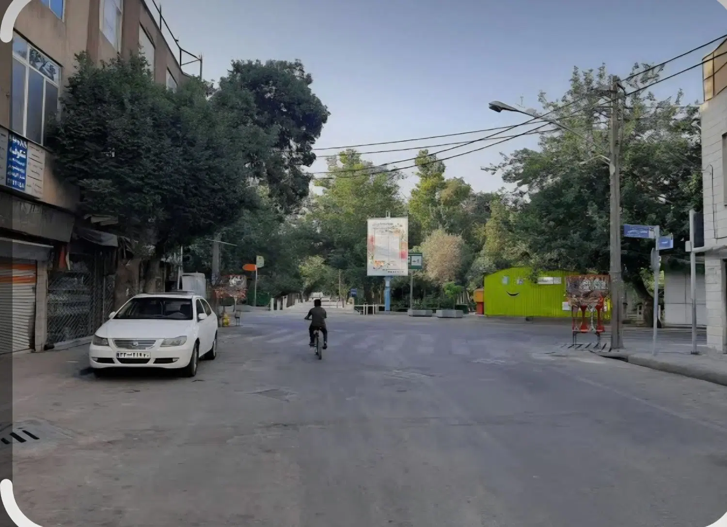 ۶۷متر خانه با ۱۲متر مغازه ۲۰متری منصور