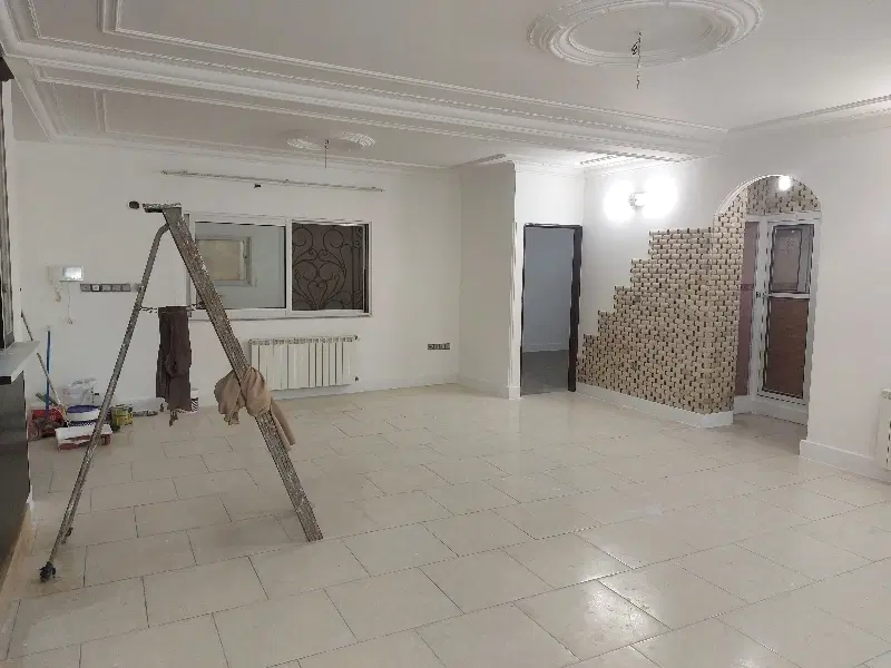 اپارتمان ۱۱۰ متری تک واحدی  دو طبقه  ۱ از ۲