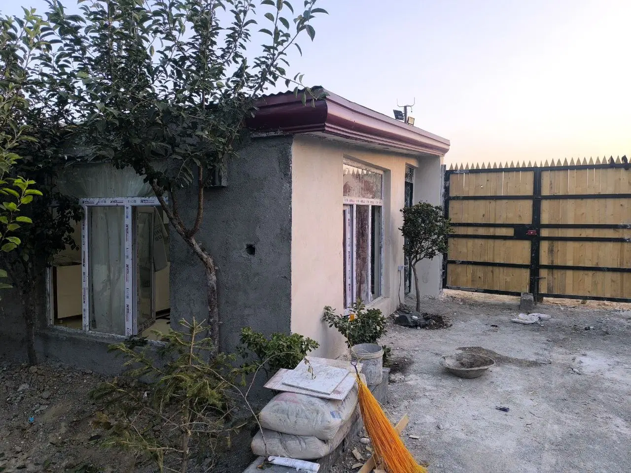 باغچه ۶۱۶ متری