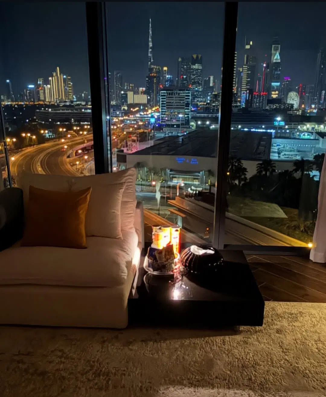 ۱۰۰ متر دو خوابه طبقه دوم