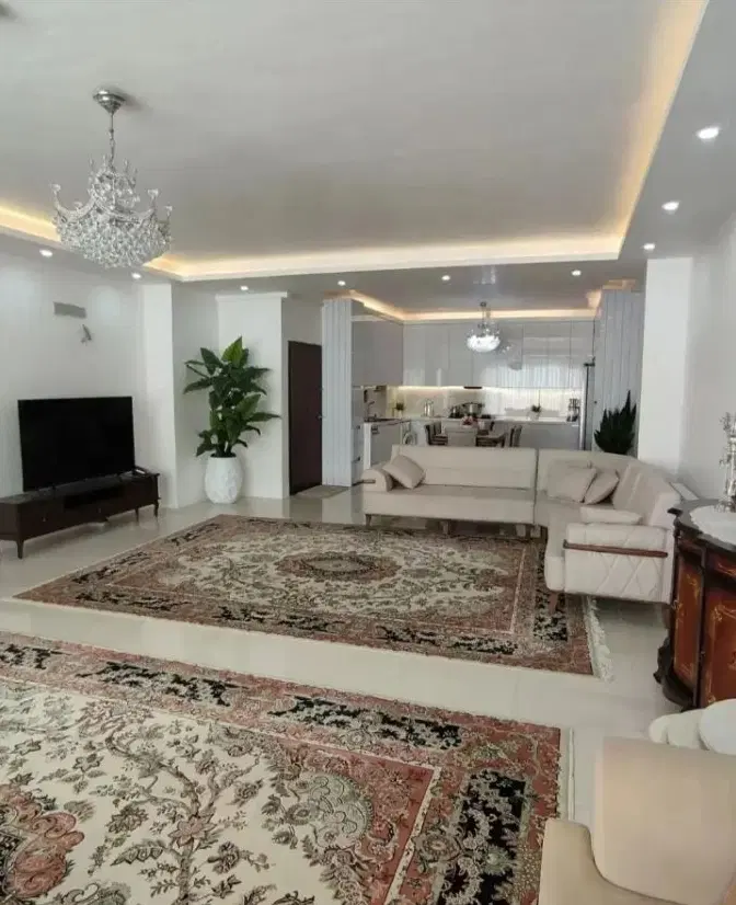 88 متر _ رو به آفتاب _ فول امکانات _ تاپ لوکیشن