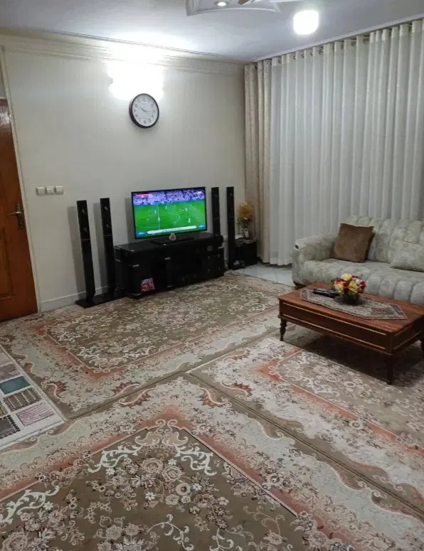۷۵ متر شیک_ ط ۲ تک واحدی _ چسب مترو _بریانک شرقی