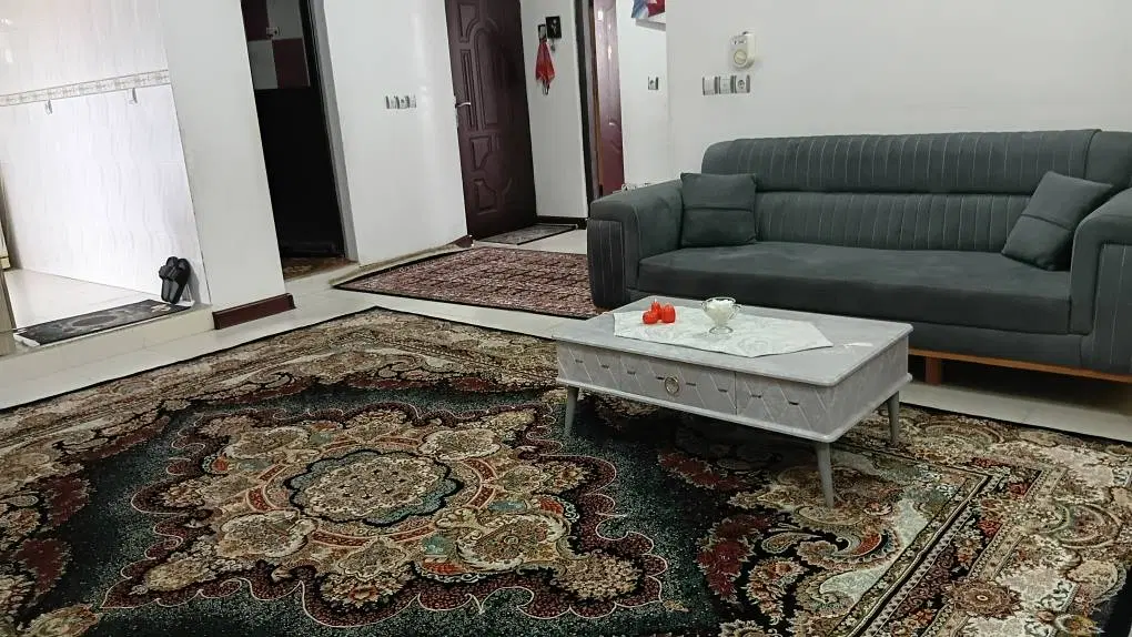 آپارتمان ۱۰۸ متری در پل هوایی جنب پمپ بنزین