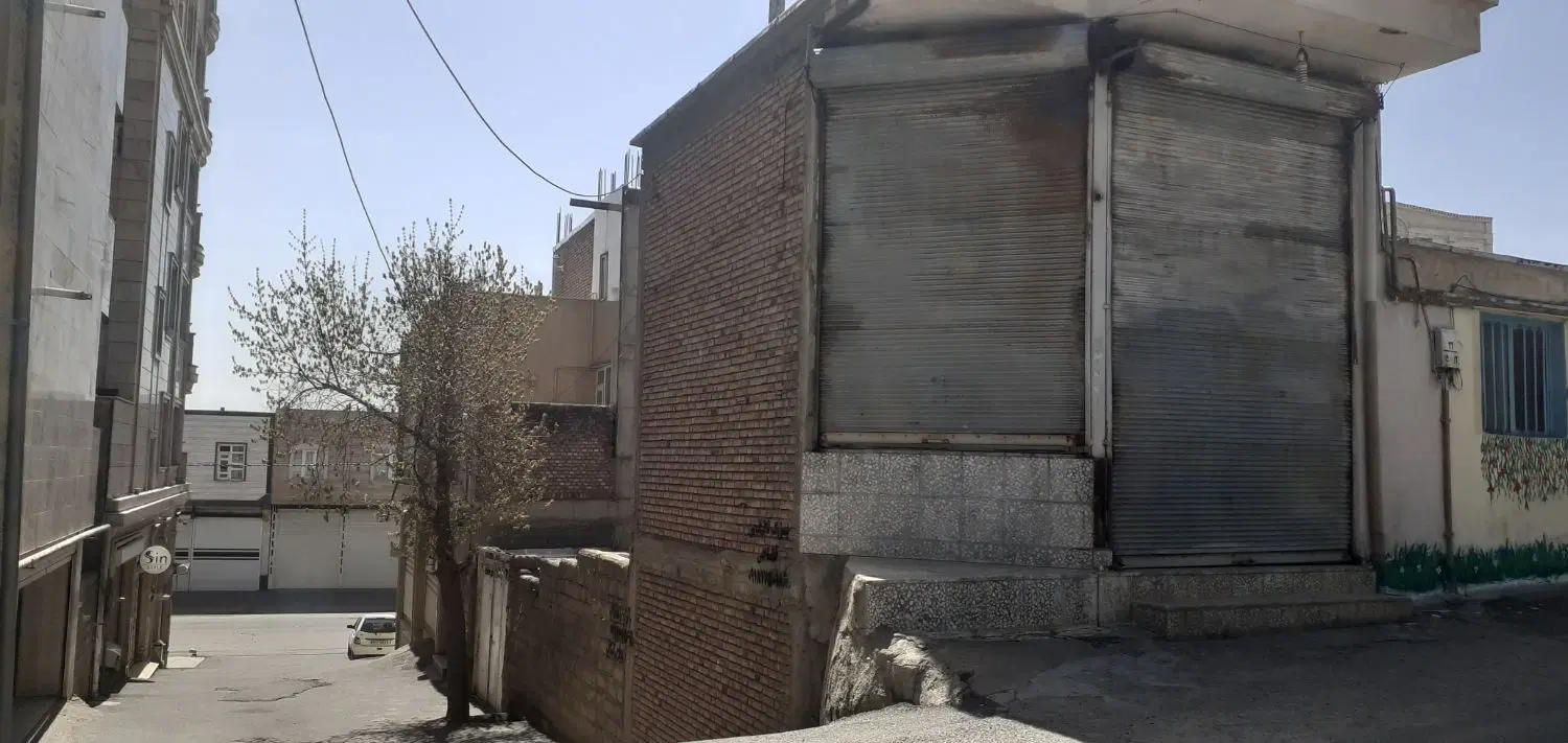 خانه ویلایی ۲۵۰ متر سند منگوله استاد شیرازی