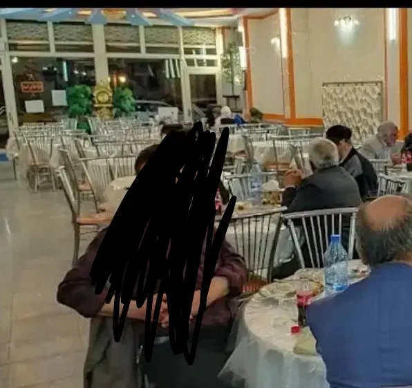 مغازه ۸۰۰ متری در سلماس خیابان چمران