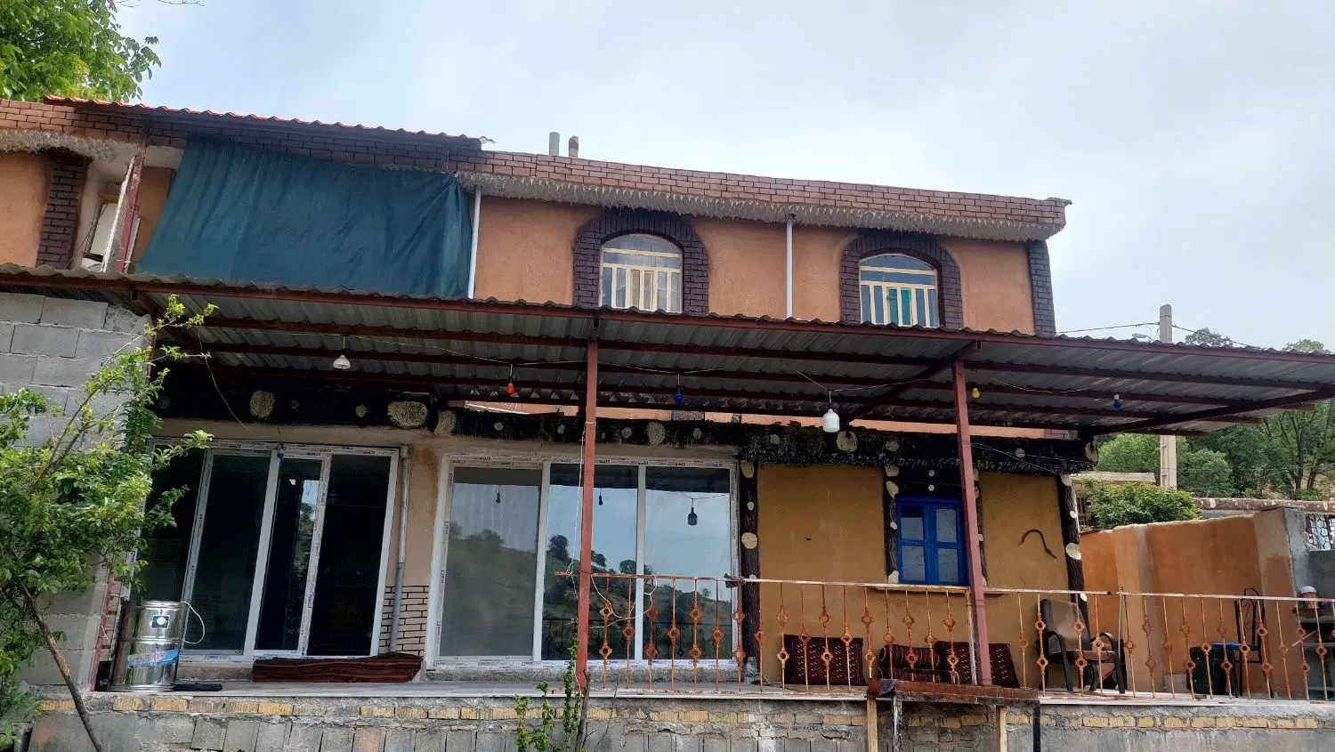 کلبه سنتی ننه پریناز