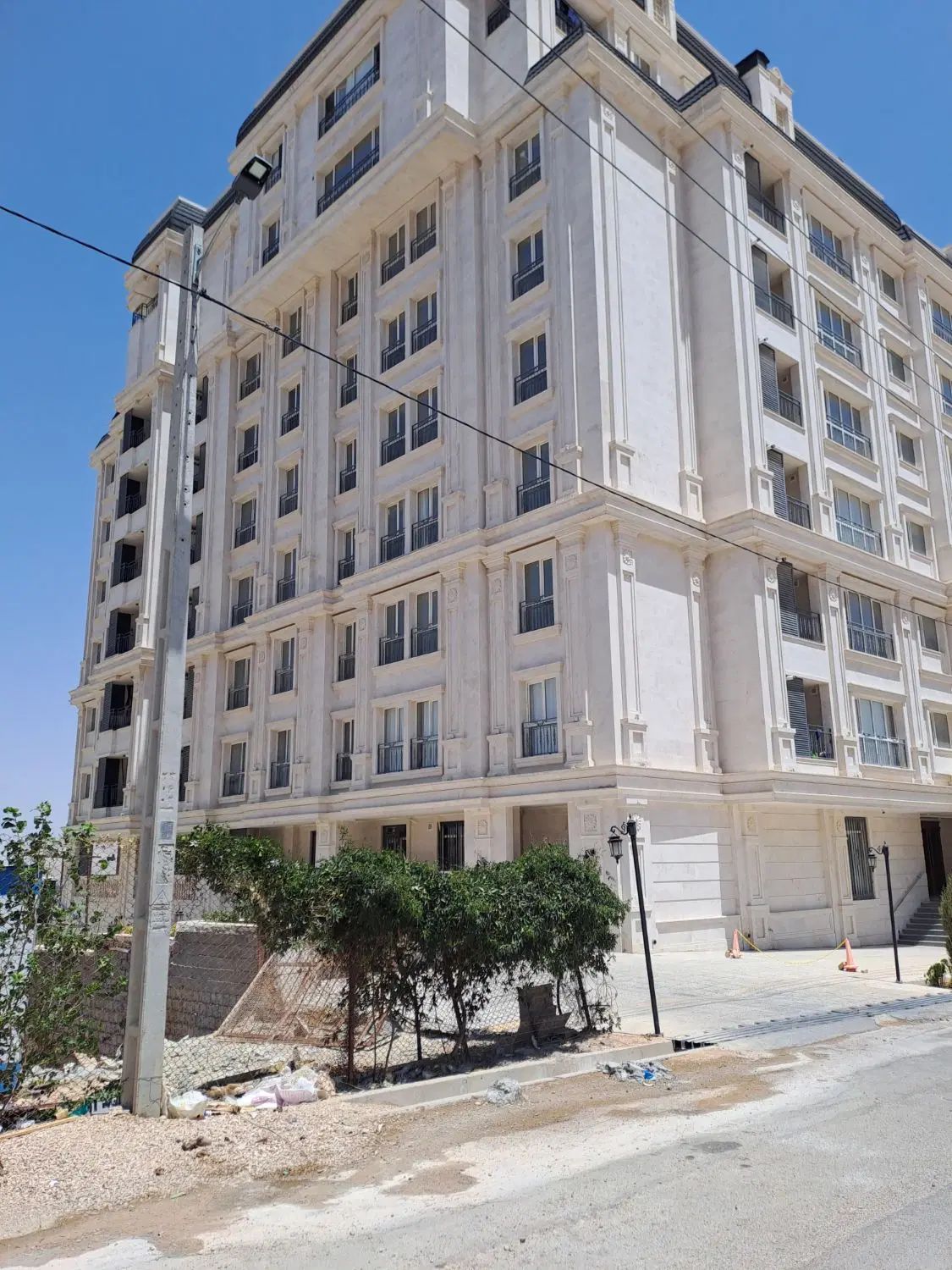 فروش تعدادی واحد ۲ و ۳ خواب در شهرک برف فروشان