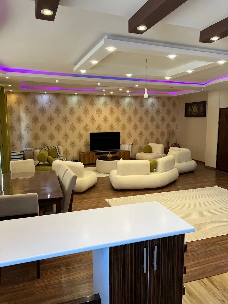 رهن کامل اپارتمان ۱۶۵ متری با دو پارکینگ اختصاصی