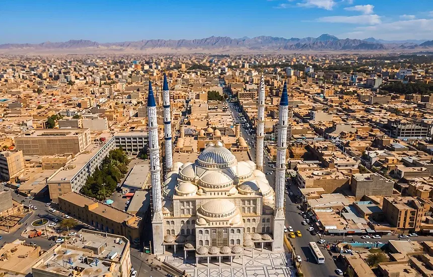 ویلایی راسته بزرگمهر ۲۶ خیابان عریض