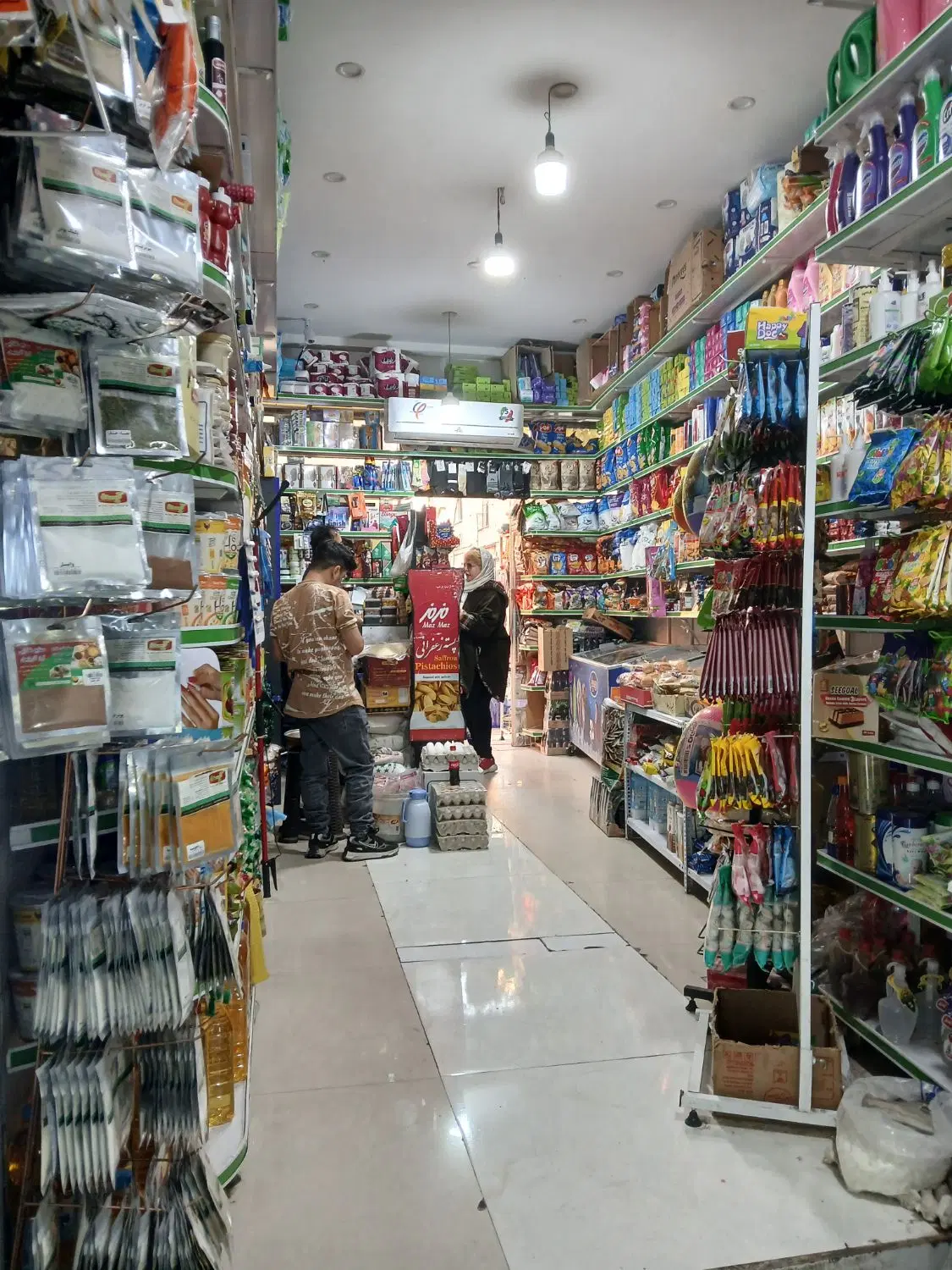 سوپر مارکت فروشی