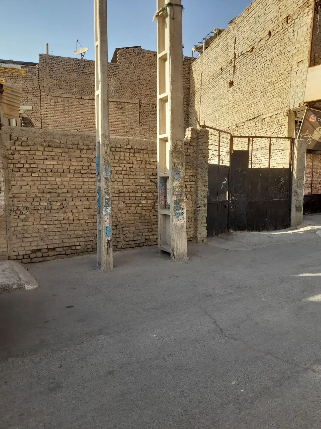 زمین ۴ دیواری