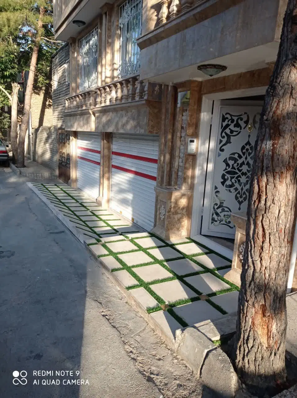 ویلای ۲نبش یک طبقه ۲۵۰مترزمین