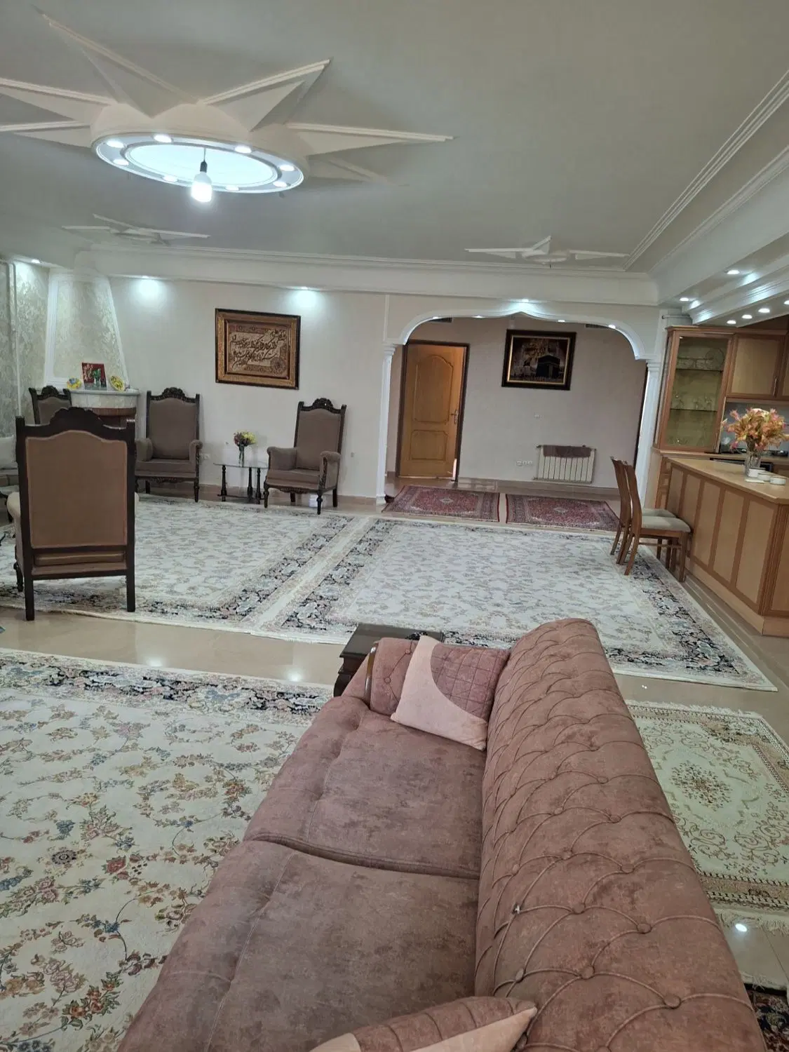 اجاره اپارتمان ۲۰۰ متری بلوار توحید