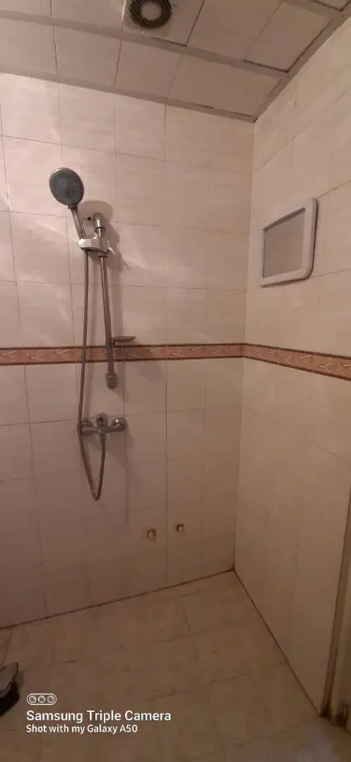آپارتمان ۸۰مترتمیزدر آبرسان