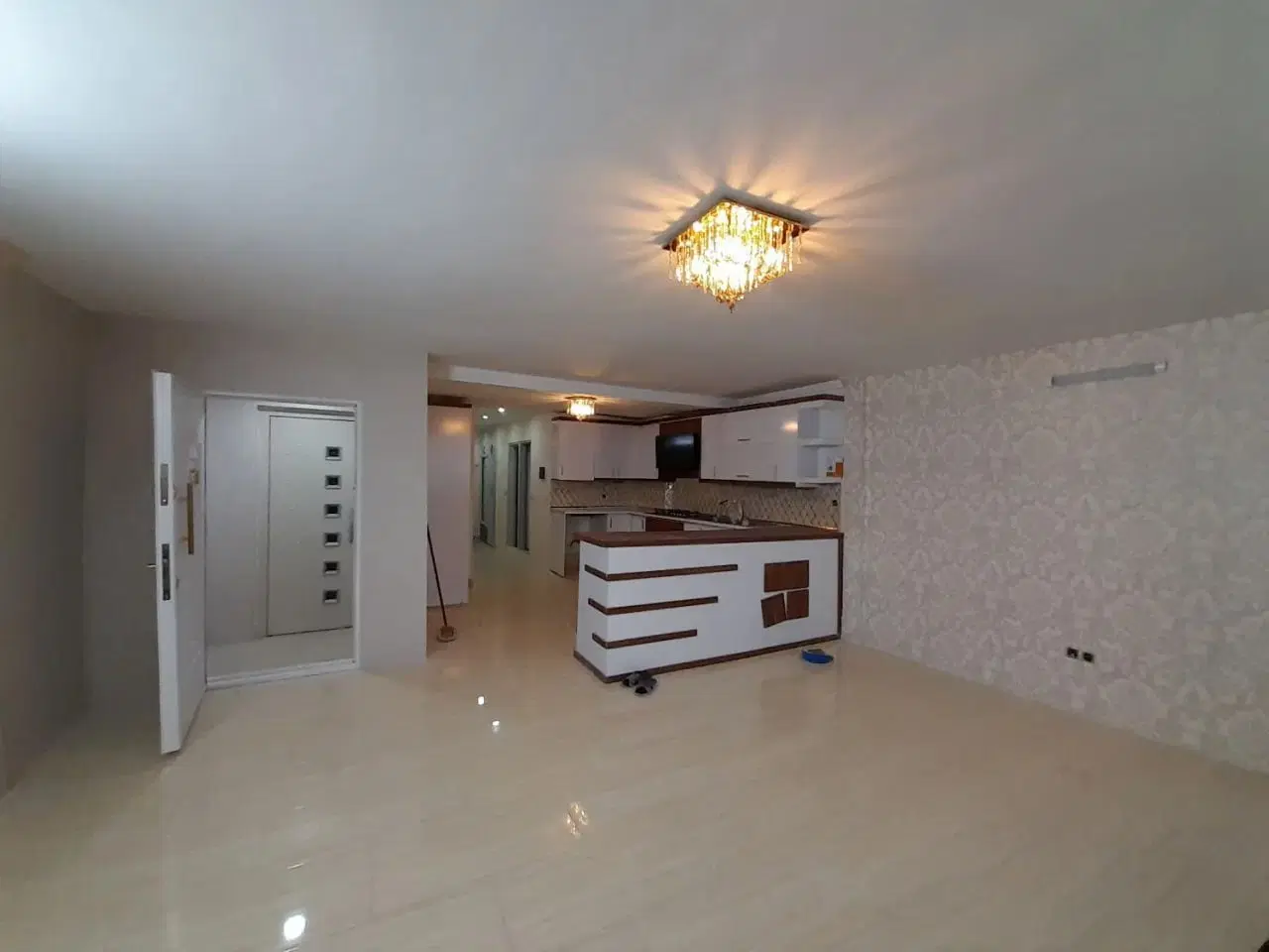 115 متری سنددار