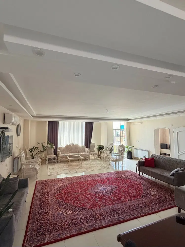 رهن واجاره آپارتمان ۱۳۵متری ۳خواب کاشانی جنوبی