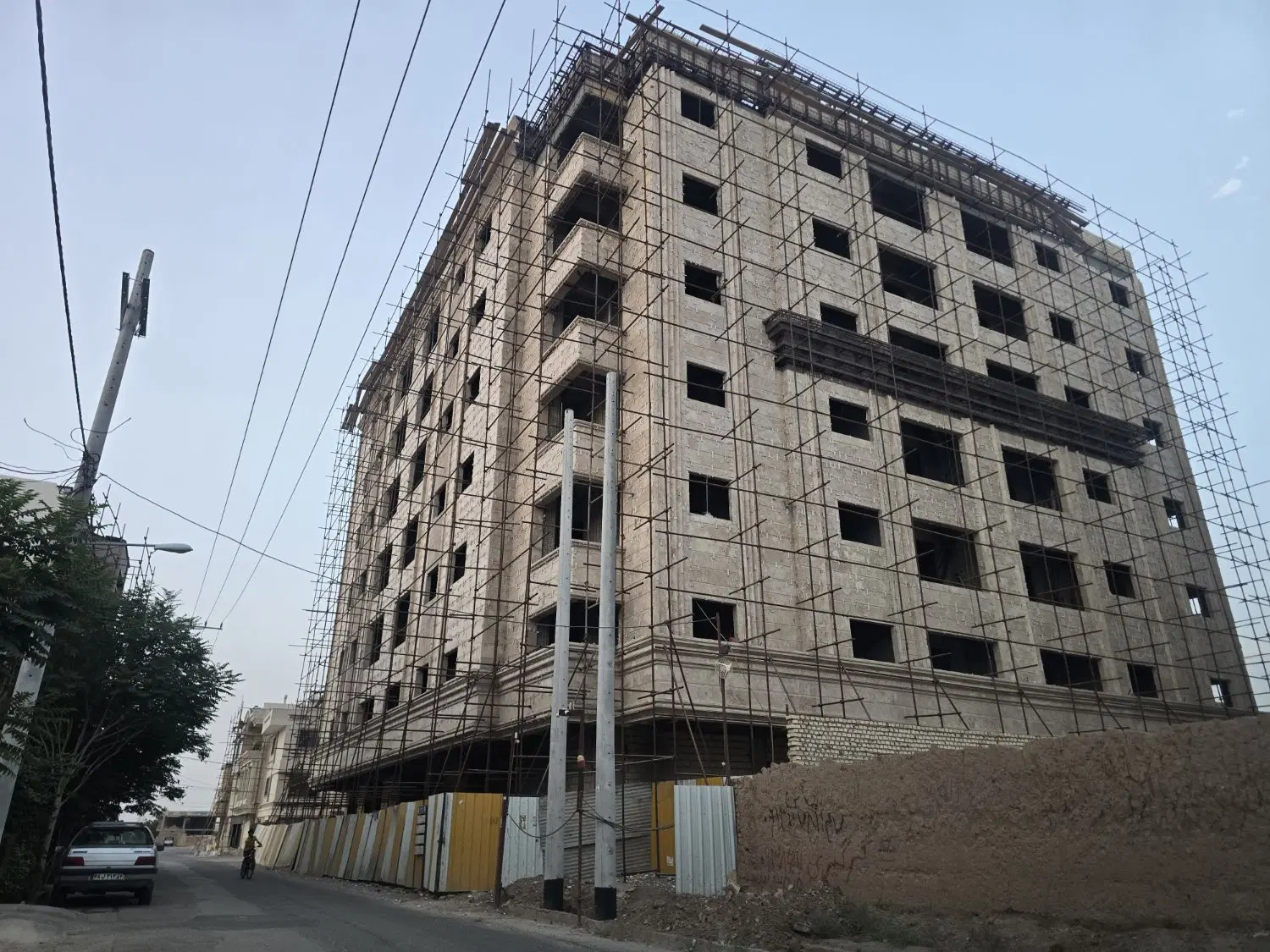 مجتمع مسکونی ارغوان جمهوری