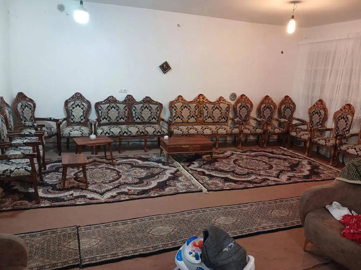 فروش چند مورد حیاط با متراژ مختلف در باغمعروف