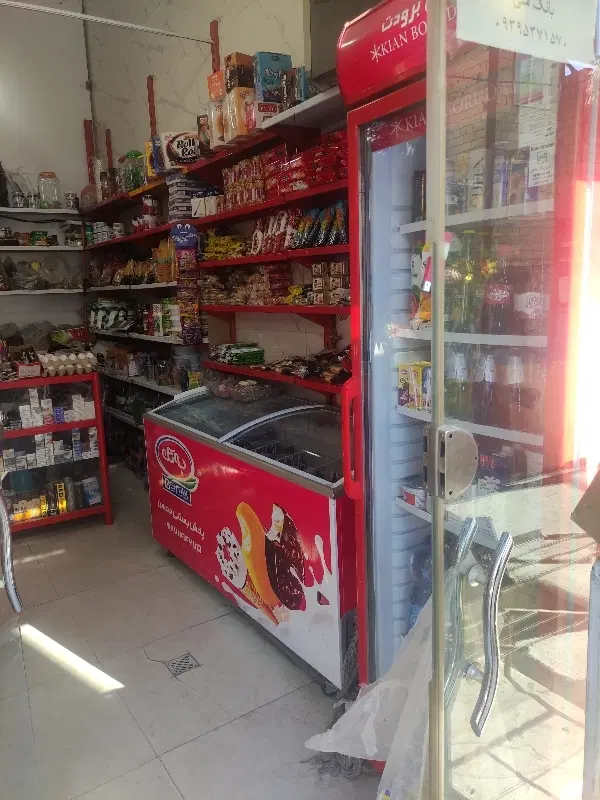 مغازه اجاره ۱۰متری  بین کارگر ۱۲و۱۳، ۱۶متر