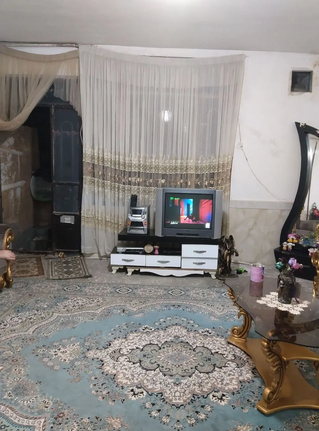 فروشی طبقه ویلایی رسالت ۱۱۳