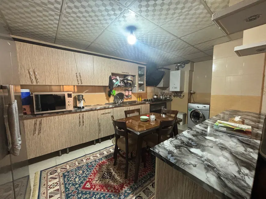 آپارتمان دو خواب سالن بزرگ کم واحد دستغیب