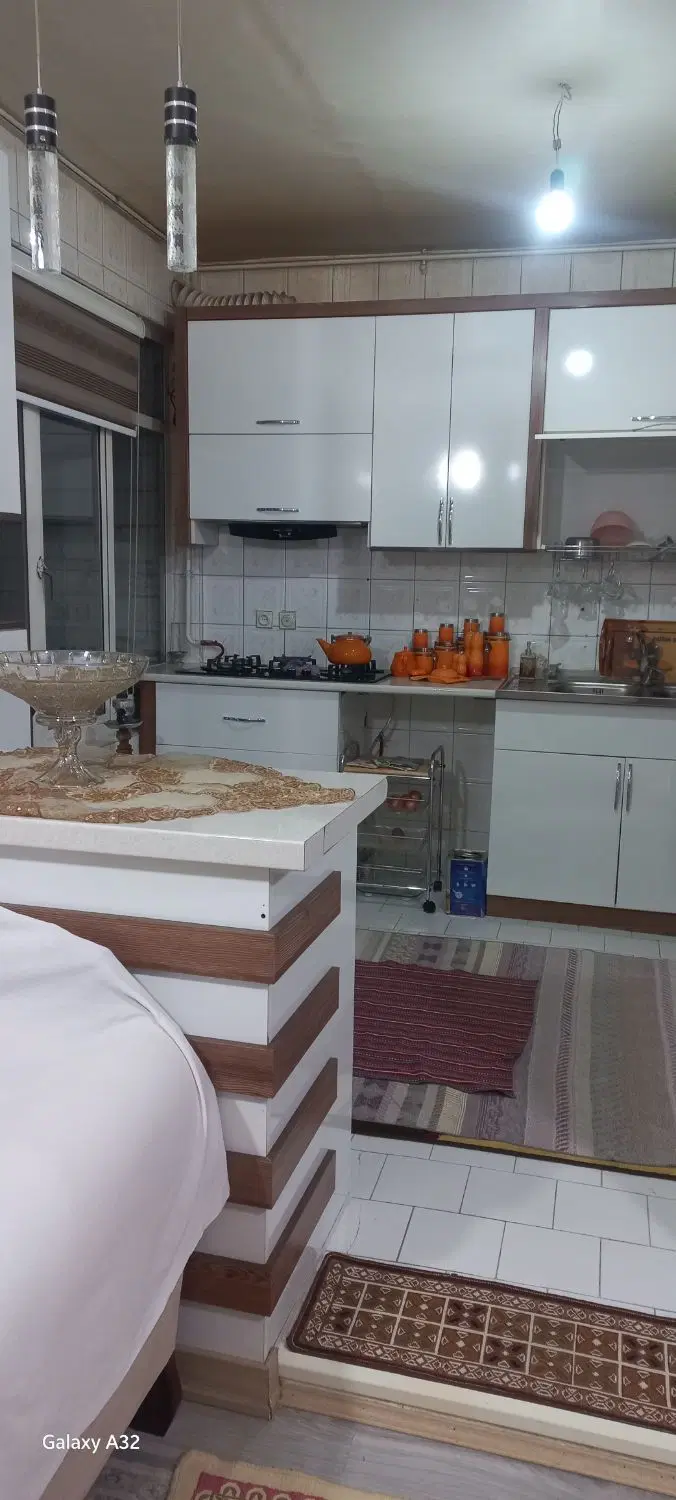 اجاره ۷۵متری خیابان دانشگاه