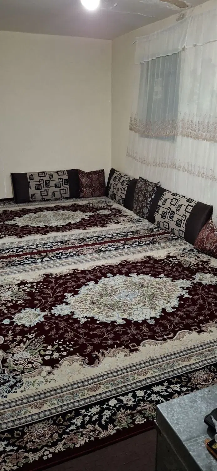 منزل مسکونی ویلایی دو طبقه 90 متری .فروش و معاوضه