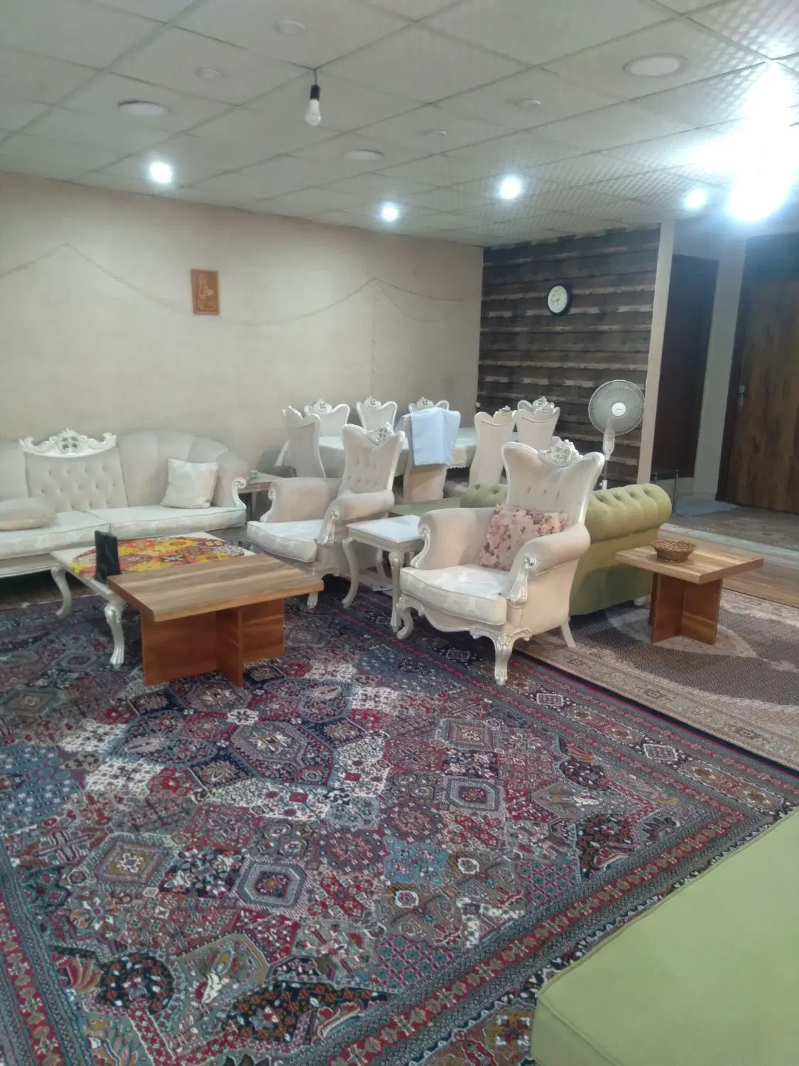 باغچه فروشی