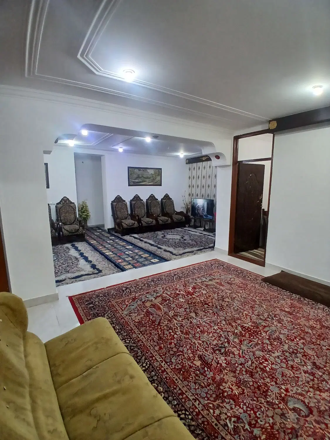 ویلایی گاز کشی سایه بان دار