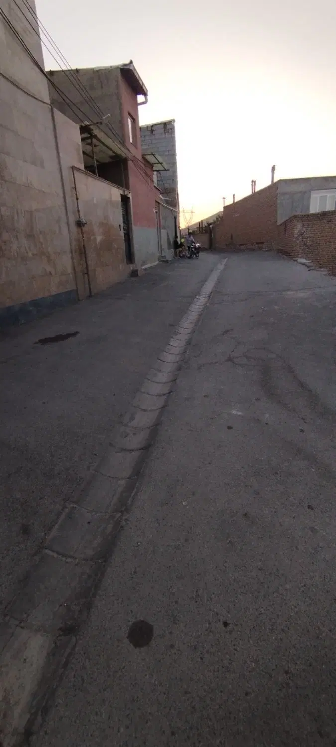 زمین درشادباد مشایخ فقط ۶۰۰میلیون ۱۵۰متر