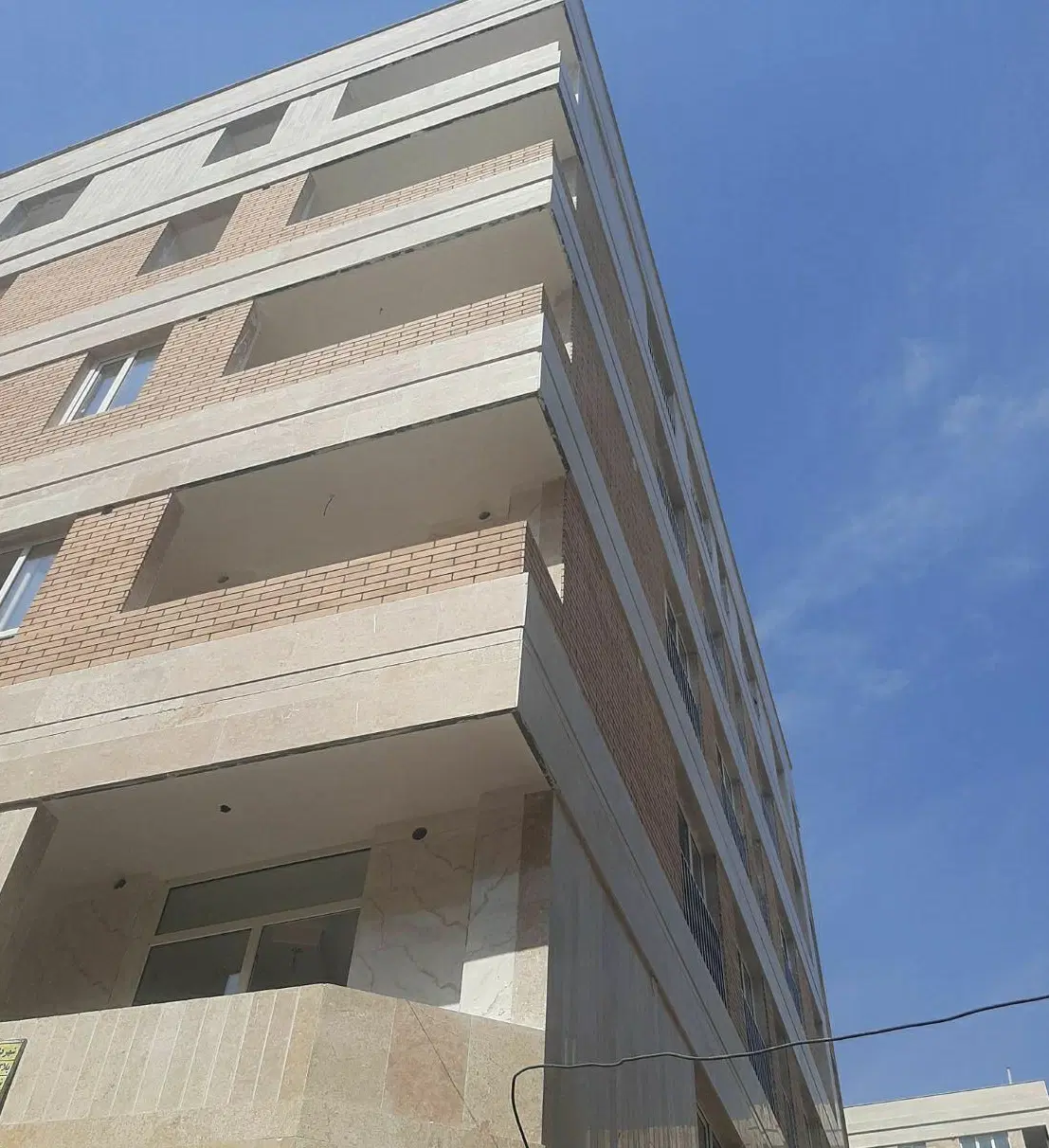 آپارتمان ۷۰ متری ۲  خواب نوساز فول امکانات