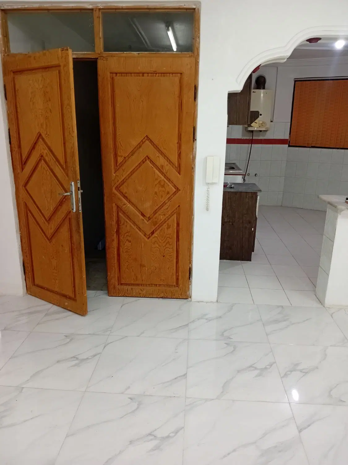 اجاره واحد خیابان بازرگانی