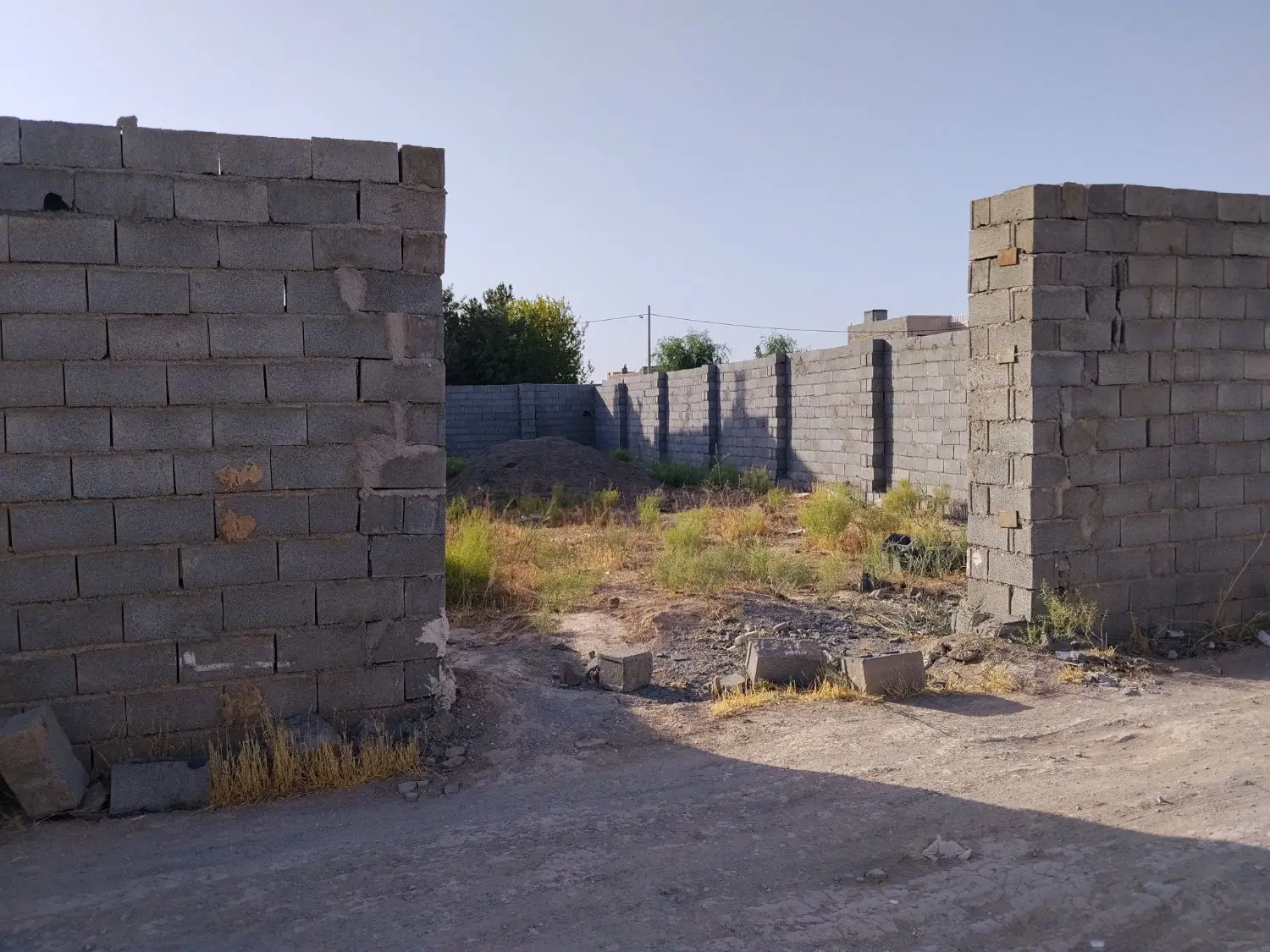 زمین دوردیوار بافت روستای خرم آباد