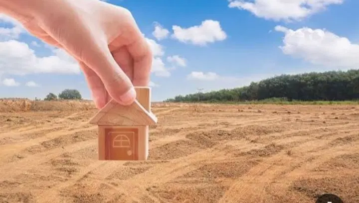زمین پشت ثبت احوال