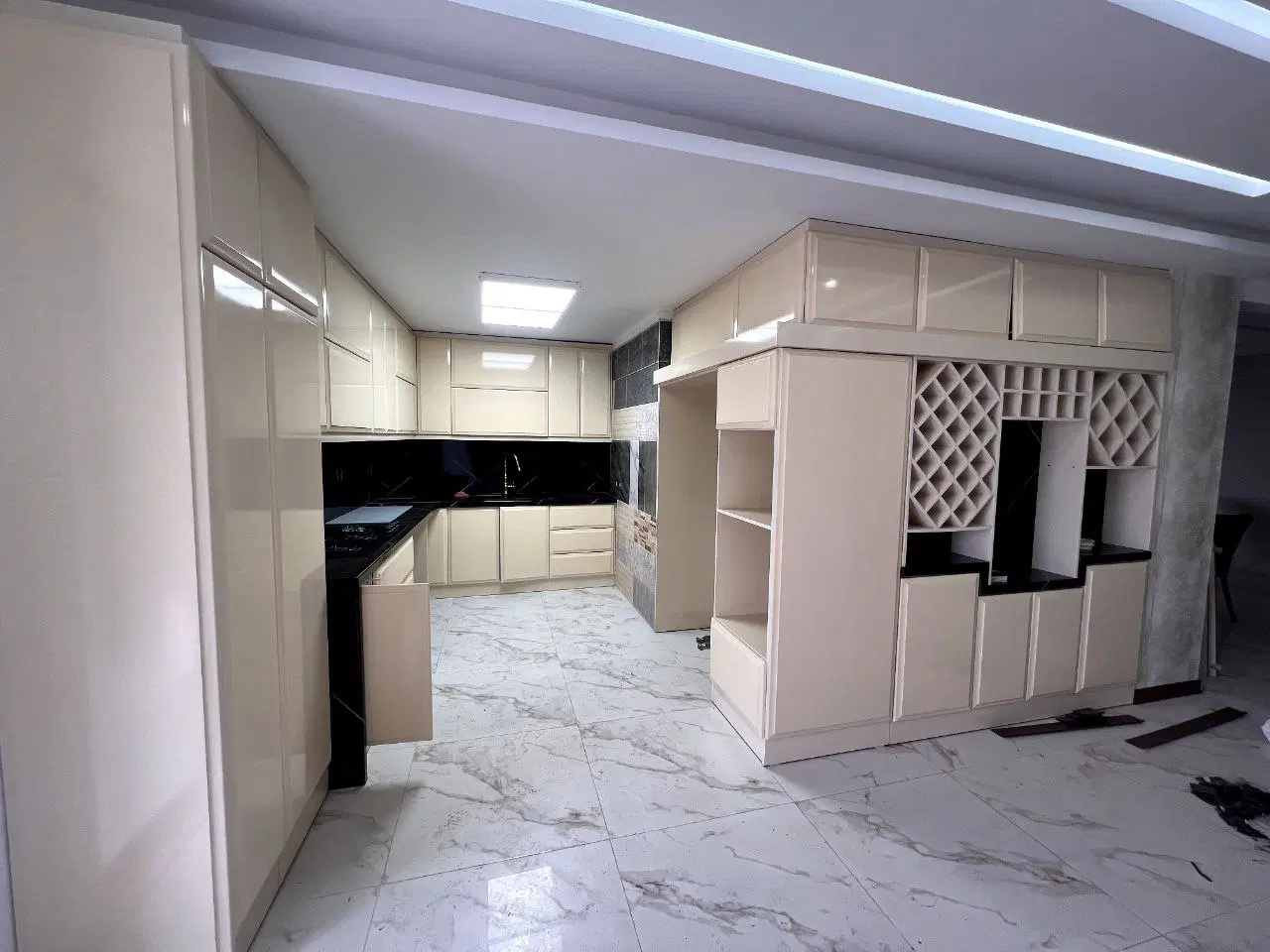 بندر انزلی 290 متر پنت هاوس