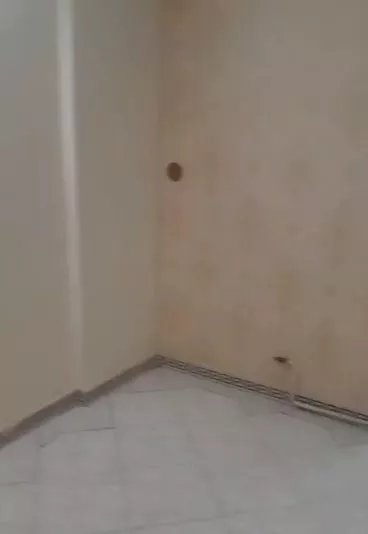 ۷۰ متر _ دو خواب _ تک واحد _ طبقه دو _ پیروزی