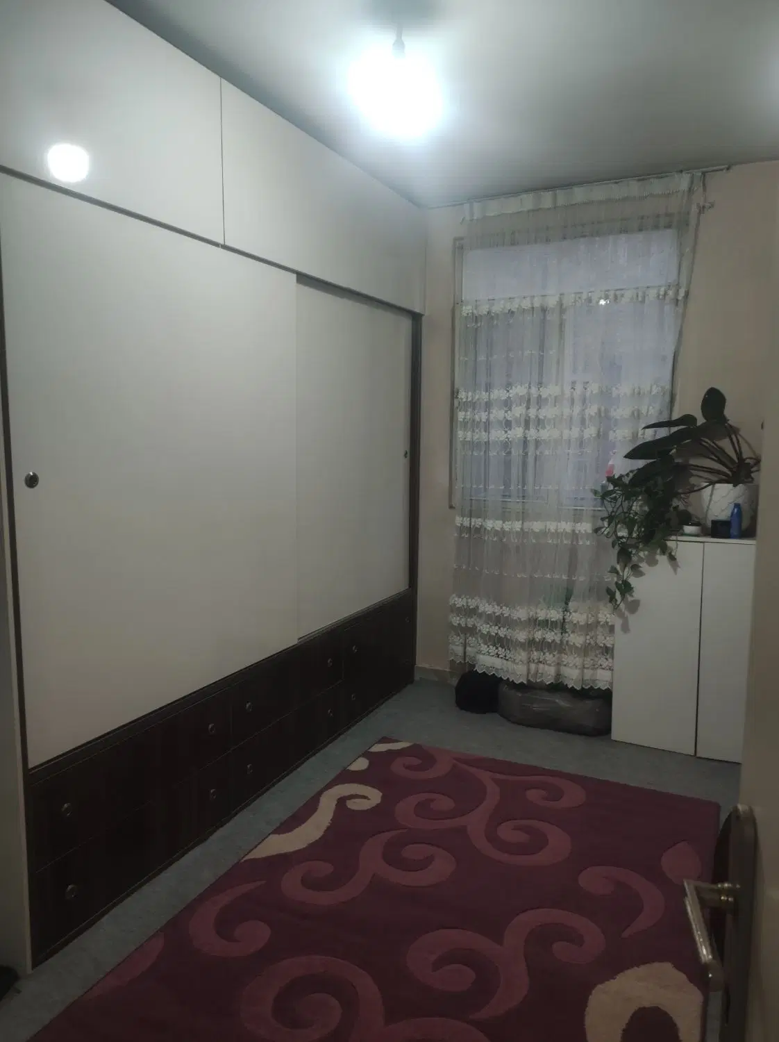 آپارتمان شهرک ابریشم بهارستان