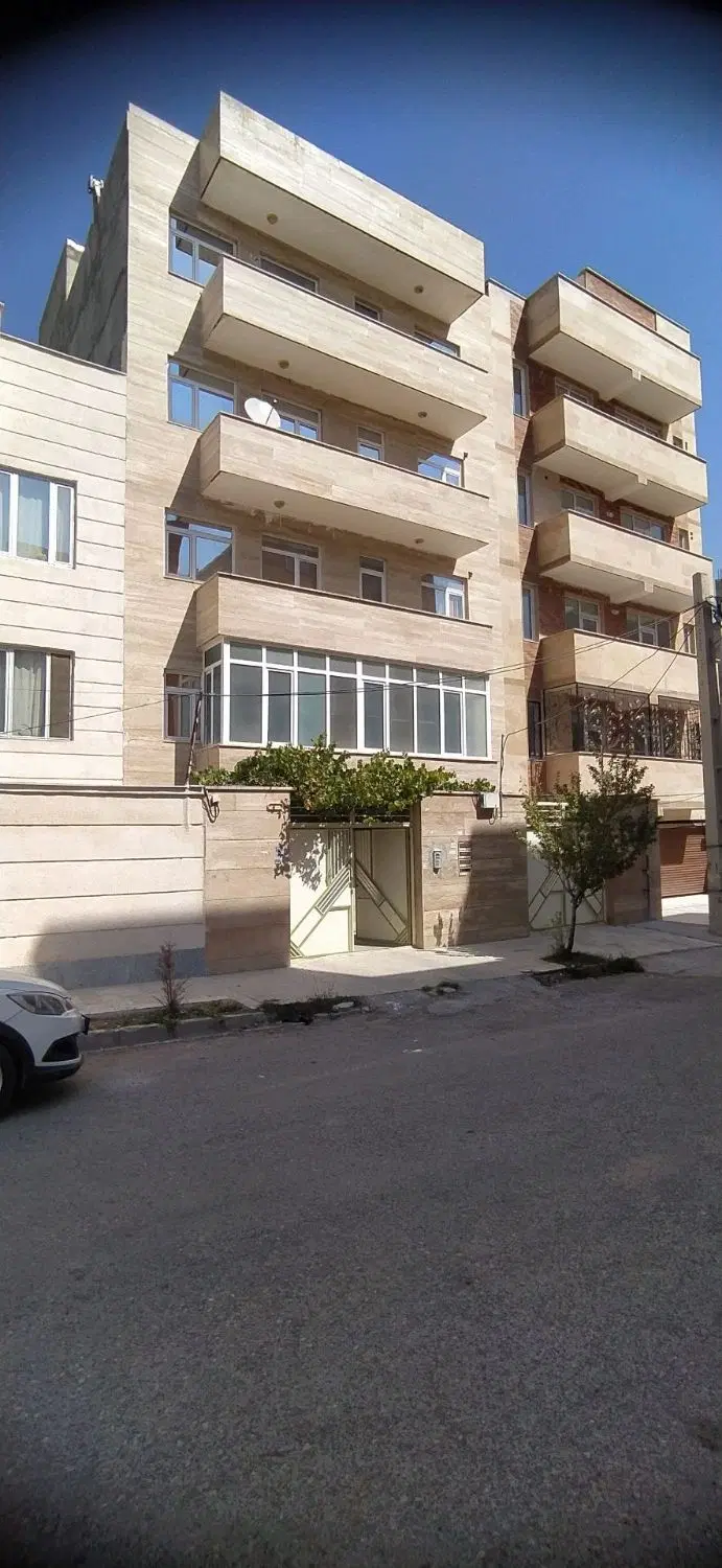 فروش آپارتمان 90 متری شهرک مخابرات